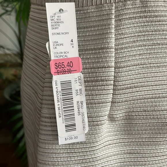 Women’s skirt - Picture 3 of 7